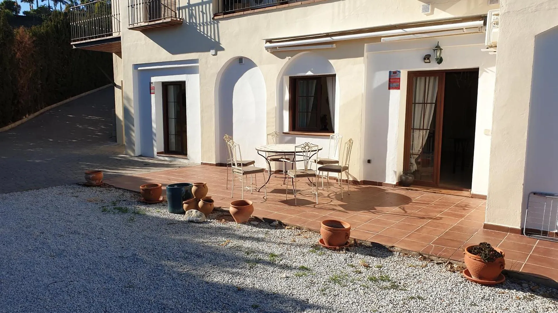 Delightful Spacious 2 Bed Apartment In Nerja